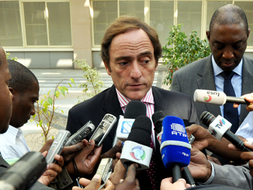 Ministro-Paulo-Portas-chega