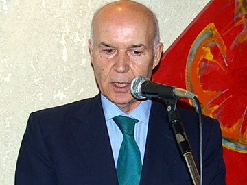 Gomes-Canotilho-recebido-Ca