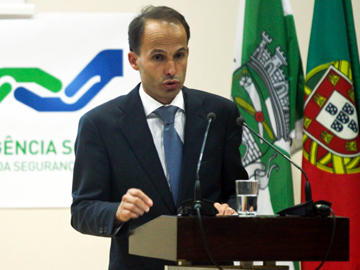 Governo-luso-aumenta-em-10