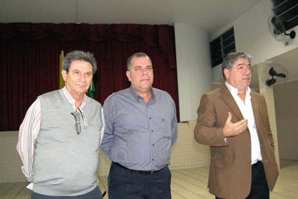 Vitor Souza, Armindo Faria e Otávio da agencia Vasco da Gama