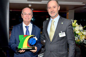 O cônsul-geral de Portugal na Bahia, José Manuel Lomba, foi um dos homenageados na cerimônia de comemoração dos 10 anos de fundação da Câmara Portuguesa de Comércio da Bahia.